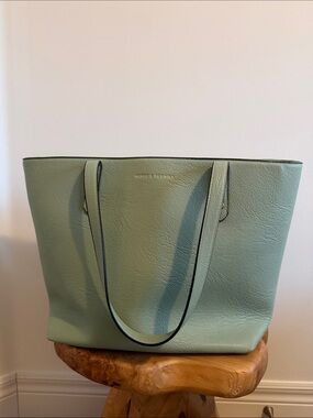 Poppy & Peonies mint go getter tote bag